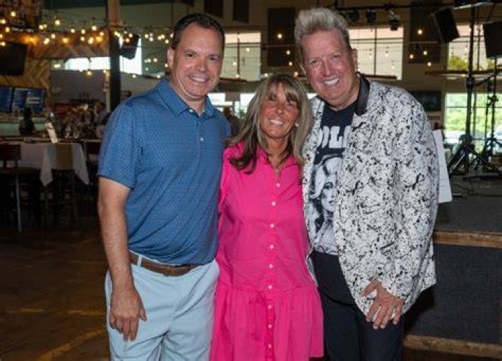 Has ken singleton retired?