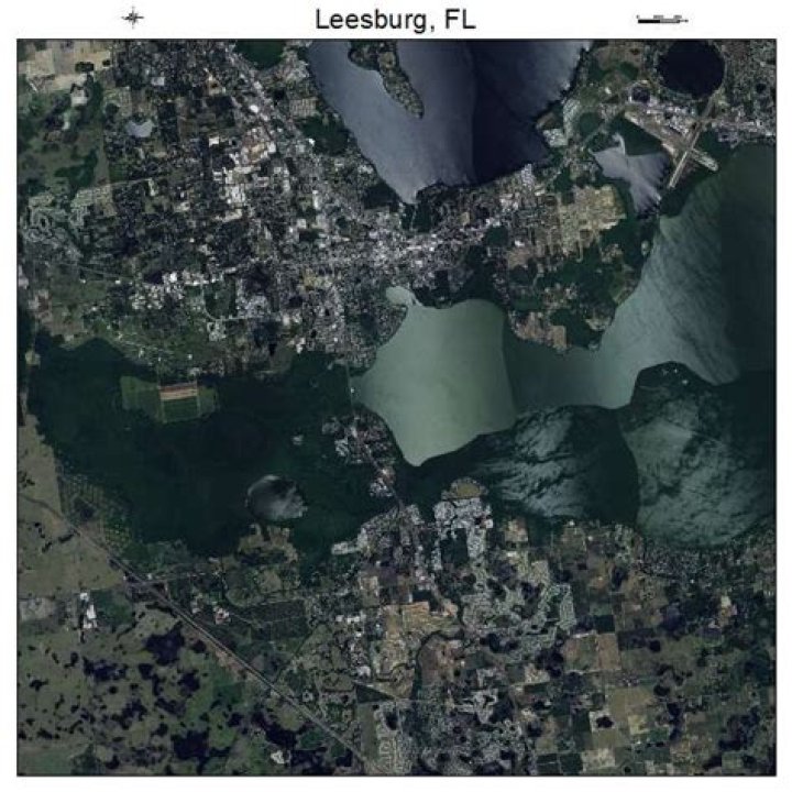 How big is leesburg florida?