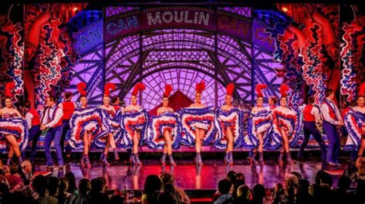 What's moulin rouge about?