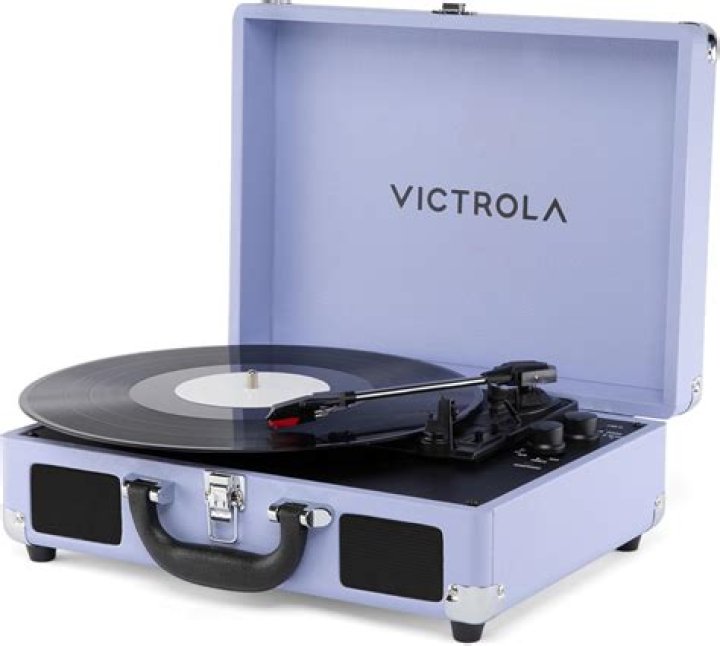What kind of records does a victrola play?