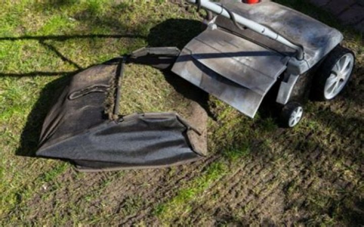 What to do before aerating lawn?