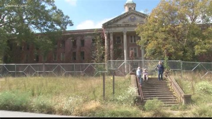 When did central state hospital close?