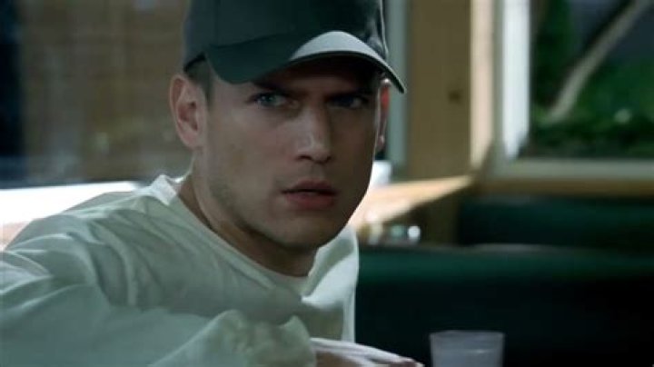 Which episode does tweener die?