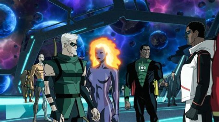 Who disguised as martha kent in justice league?