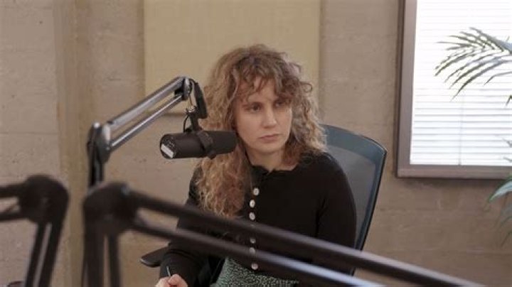 Who is carolina on the ron burgundy podcast?