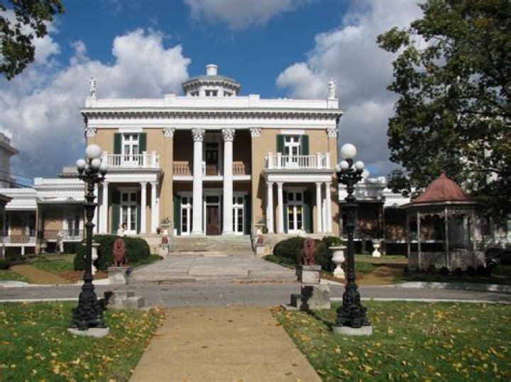 Who owns fontanel mansion nashville?