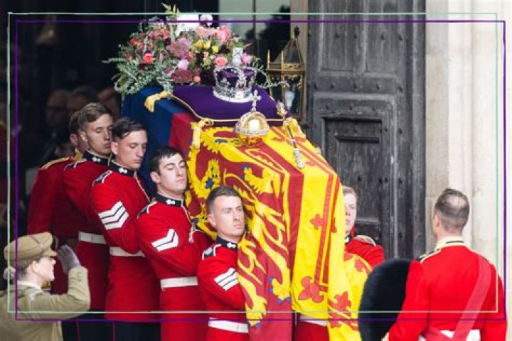 Who were wyatt earp's pallbearers?